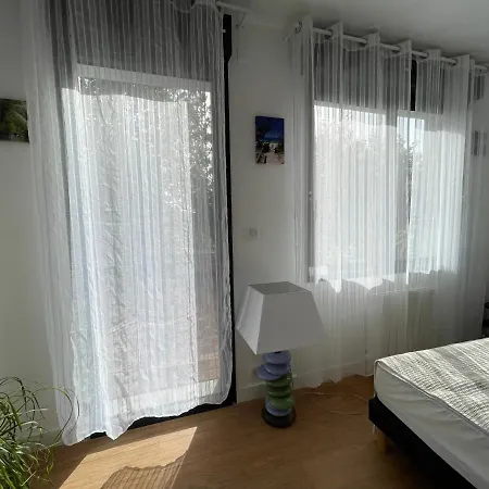 Le Logis Les Cedres Palais Sur 130m2 Au Calme Terasses Et Jardin Nyaraló