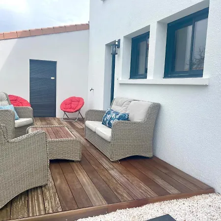 Le Logis Les Cedres Palais Sur 130m2 Au Calme Terasses Et Jardin Nyaraló *